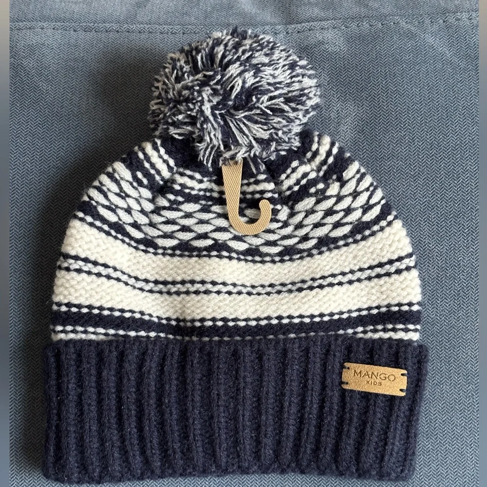 NWOT Mango Kids Navy and Cream Jacquard Pom Pom Beanie Size: 6-9 (54 cm)